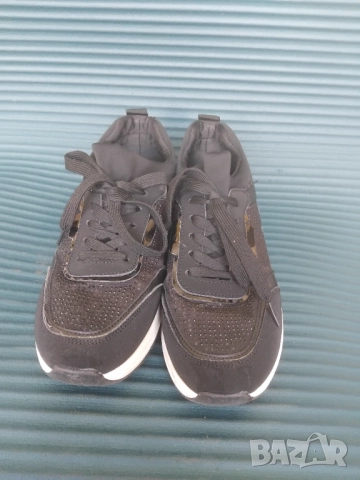 Удобни Маратонки 39 номер , снимка 2 - Маратонки - 51467173