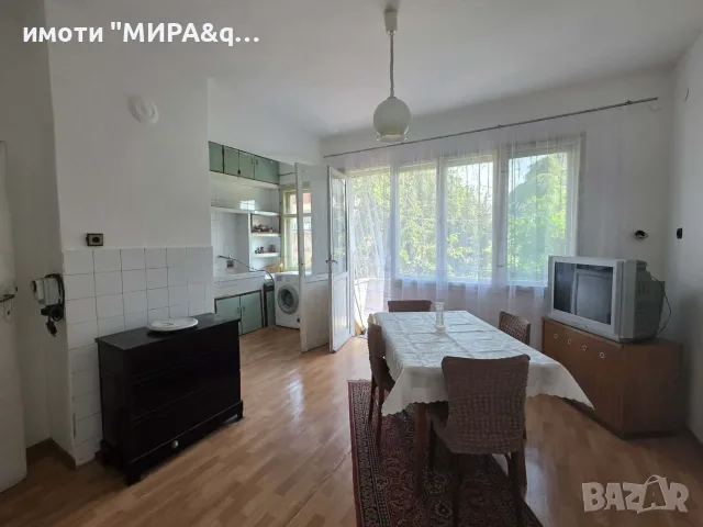 Етаж от Къща  в кв. Овчарски, гр. Хасково