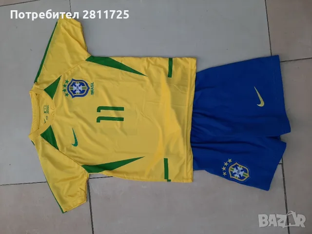 Детски екип Роналдиньо- Бразилия ( ретро легенди), снимка 2 - Футбол - 48012992