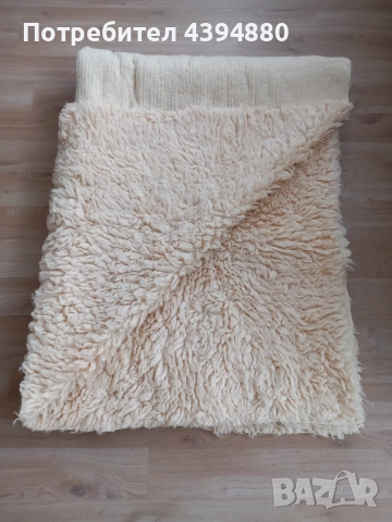 Нов вълнен китеник 