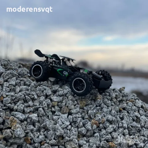 Бърз джип с дистанционно управление със здрава конструкция, снимка 4 - Коли, камиони, мотори, писти - 49932033