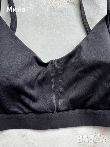 Спортно бюстие Nike, снимка 2 - Спортни екипи - 50320726