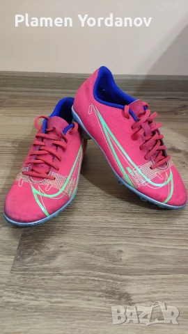 Nike футболни бутонки 34 номер 