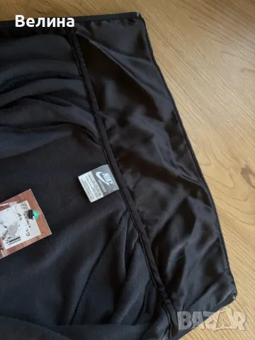 Детски плюшен суичър Nike, снимка 4 - Детски анцузи и суичери - 47506106