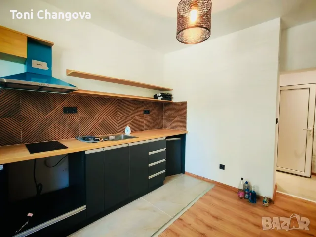 Продава тристаен апартамент в Петрич