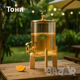 Голям диспенсър за напитки 8L с дървена стойка и златист кран, снимка 1
