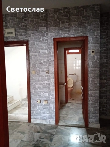 Собственик ПРОДАВА 4 етажна къща с двор и гараж в ПРОВАДИЯ център, снимка 12 - Къщи - 53136472