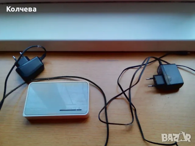 продавам стар модел, отлично запазен, работещ телевизор Шарп и рутер, снимка 4 - Антикварни и старинни предмети - 50669619