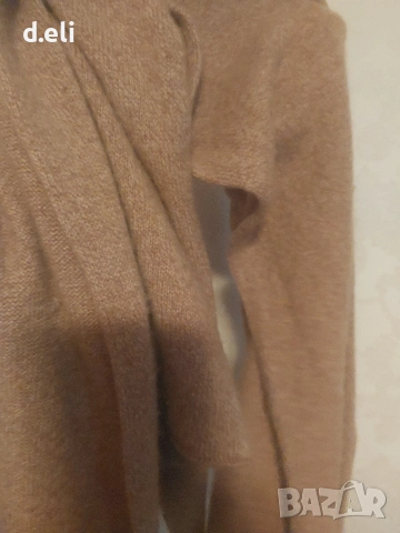 COS Original 100% Кашмир Голям шал 200/45 см., снимка 4 - Шалове - 53028430