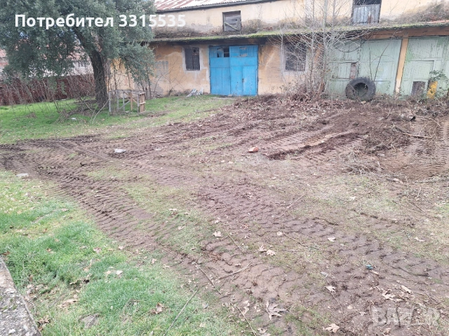 Сграда с терен под наем