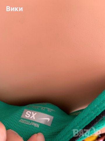 Nike потник топ в размер XS, снимка 13 - Потници - 40745088