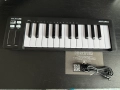 Arturia MicroLab Mk3 Black Миди клавиатура, снимка 1