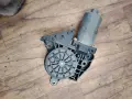 Мотор стъклоповдигач, Audi A4, 2000-2005г , 0130821765, снимка 1