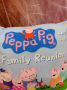 Плюшена възглавница Пепа Пиг - семейство Peppa Pig, снимка 1 - Спално бельо и завивки - 36202260