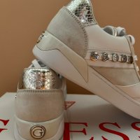 Дамски сникърси ,,Guess", снимка 3 - Маратонки - 42168552