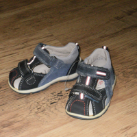 SUPERFIT детски нови сандалки 18, снимка 2 - Бебешки обувки - 36221267