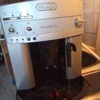 Кафеавтомат Делонги Магнефика работи, но е изгорял нагревателя,продава се целия или на части , снимка 1 - Кафемашини - 40914642