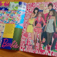 Нов колекционерски албум за стикери Барби, Barbie, снимка 11 - Колекции - 36152848