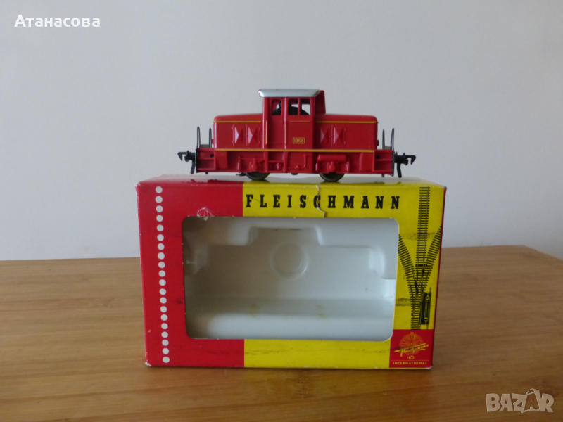 Дизелов маневрен локомотив Fleischmann Флайшман 1306 НО влакче играчка, снимка 1