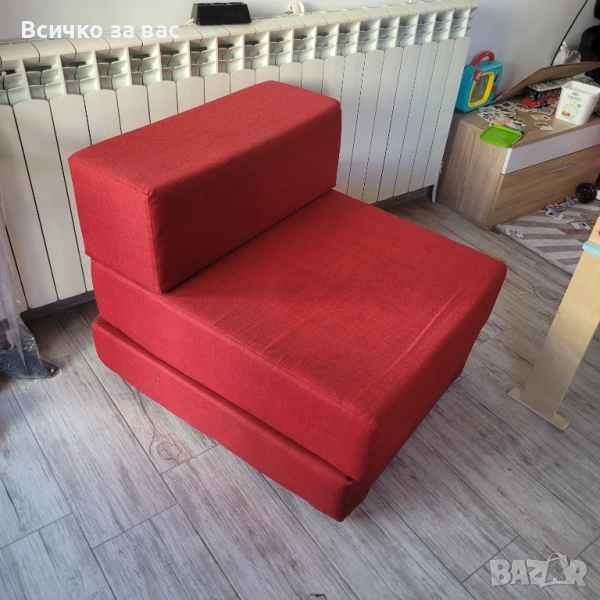 Червен диван , снимка 1