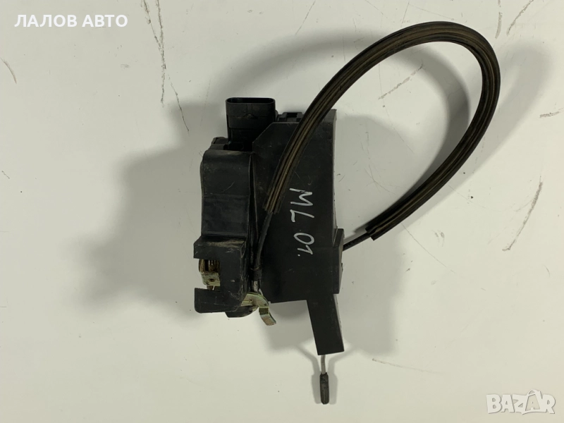 Задна дясна брава Мерцедес Мл Zadna dqsna brava Mercedes ML-class 163 A163735 , снимка 1