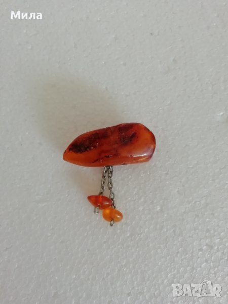 Красива кехлибарена брошка, снимка 1