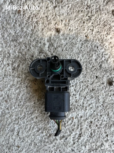 Датчик налягане всмукателен колектор Фолксваген Голф 6 VW Golf, снимка 1