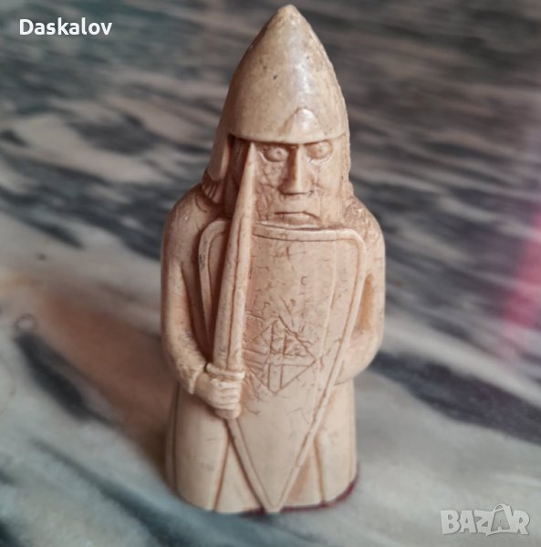 Продавам шахматна фигура, снимка 1