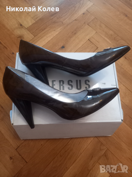 Дамски обувки Версус италиански нови, снимка 1