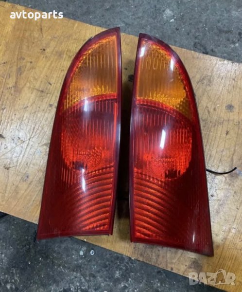 Ford focus 2002година хечбег Десен Стоп, снимка 1