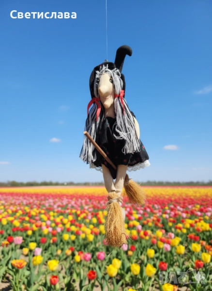 Кукла Баба Яга – Ръчна изработка. Декорация, подарък и талисман за дома., снимка 1