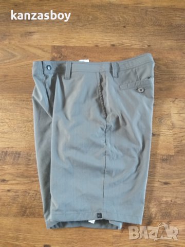 quiksilver - страхотни мъжки панталони , снимка 4 - Спортни дрехи, екипи - 41717069