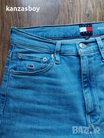 Tommy Hilfiger S Sylvia Hgh Skn - страхотни дамски дънки ЕЛАСТИЧНИ 27/28, снимка 9 - Дънки - 49247215