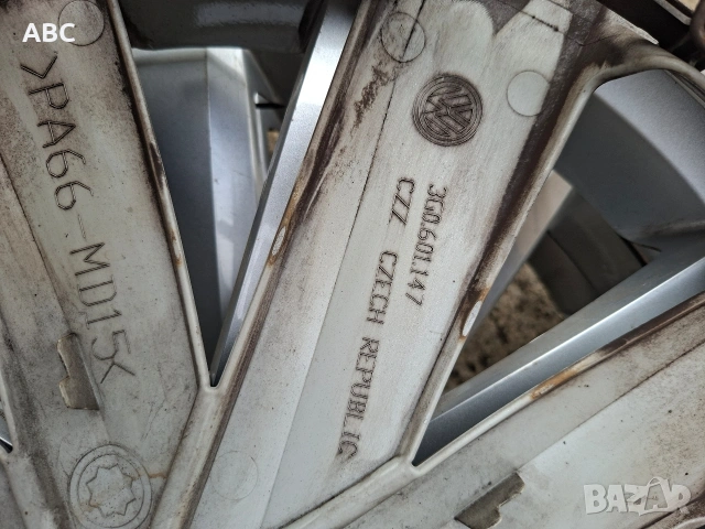 Оригинални тасове 16" за Vw Passat B6, B7, снимка 7 - Аксесоари и консумативи - 48820265