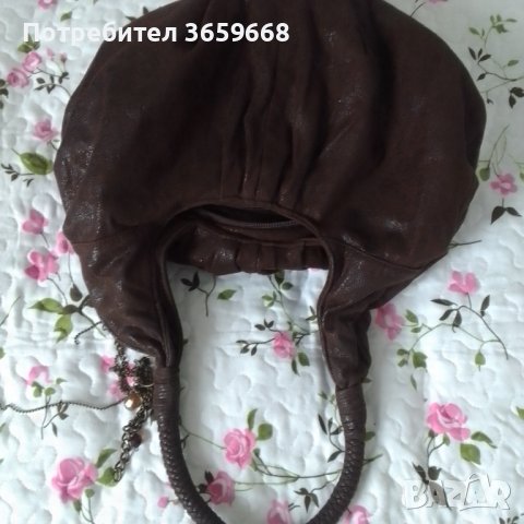 Дамска чанта, снимка 5 - Чанти - 40233699