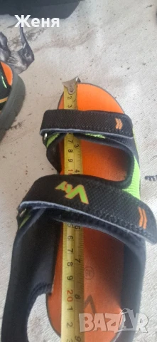 Детски сандали от Daichman и дънкови панталонки, снимка 5 - Детски сандали и чехли - 51402722