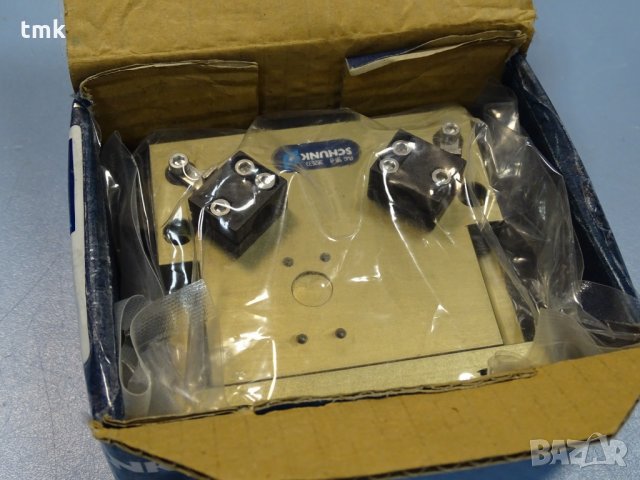 пневматичен фиксатор Schunk PWG90-B pneumatic angle cripper art 302633, снимка 7 - Резервни части за машини - 35875793