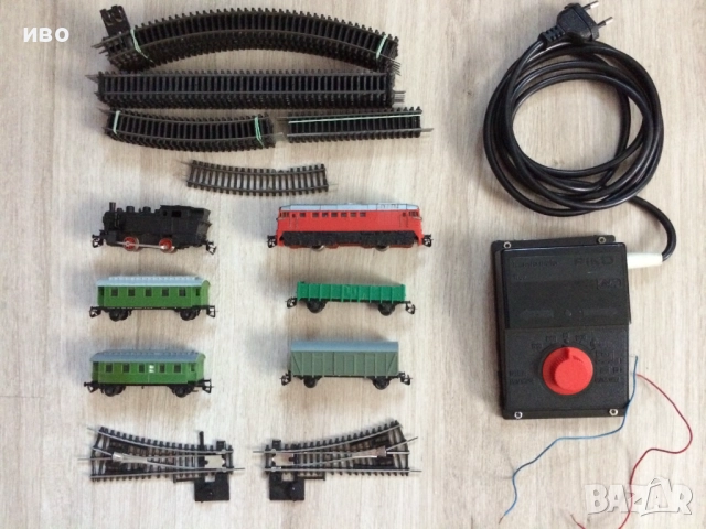 Пико, влакчета 3 комплекта по 2 броя, в мащаб ТТ + захранвания