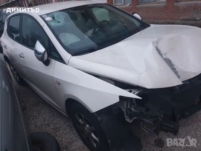 Seat Ibiza 1.2i 16v CGP EU5, снимка 5 - Автомобили и джипове - 47883156