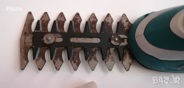 Bosch Isio - Акумулаторна ножица за трева и храсти 3,6V , снимка 7 - Градинска техника - 49069379