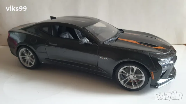 Nissan GT-R 2009 и Chevrolet Camaro 2017 - Мащаб 1:18, снимка 15 - Колекции - 55626301