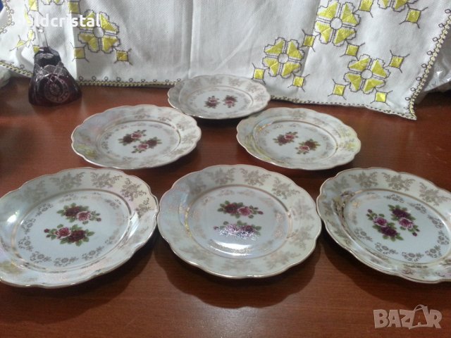 Стар порцелан Чехословакия чинии 