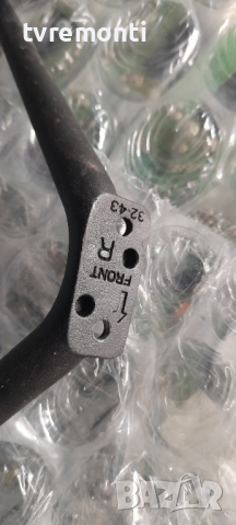 оригинална стойка за телевизор BRANDT модел B4306UHD, снимка 2 - Стойки, 3D очила, аксесоари - 36139758