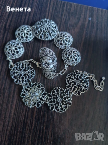 Елегантни гривни🥰, снимка 7 - Гривни - 50618621