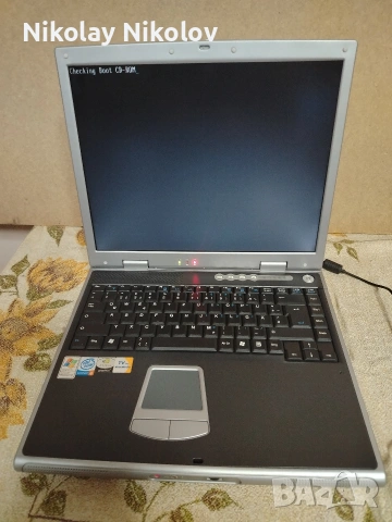 лаптоп Yakumo, снимка 13 - Лаптопи за дома - 53480144