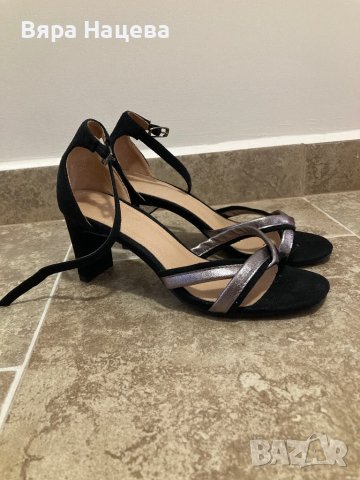 Елегантни сандали на ток, снимка 1 - Дамски обувки на ток - 41711904