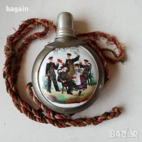 Офицерска манерка с българския трикольор., снимка 1