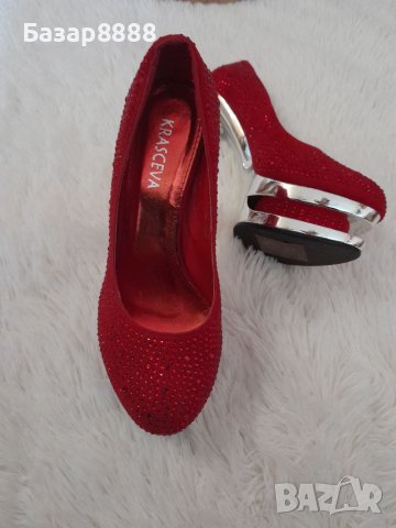 Токчета, снимка 4 - Дамски обувки на ток - 40240924