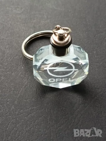 Кристален ключодържател OPEL, снимка 10 - Аксесоари и консумативи - 50173528