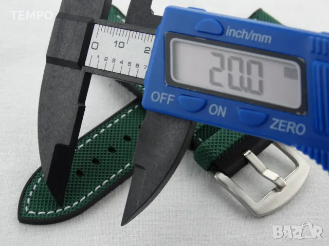 СИЛИКОНОВА КАИШКА ЗЕЛЕНА С БЯЛ ШЕВ- 20мм + ПОДАРЪК, снимка 6 - Каишки за часовници - 48451551